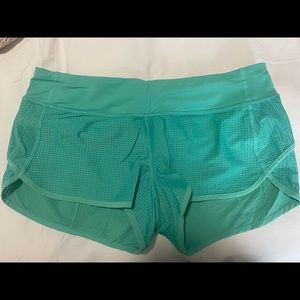 Lululemon Speed Up Short Retired